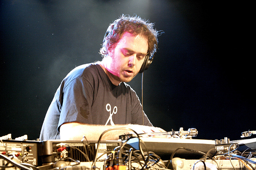 File:Cut Chemist.jpg