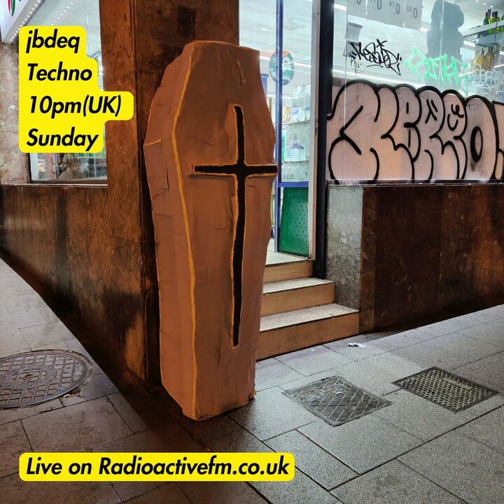 File:021125radtechno.jpeg