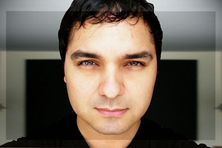 File:Alexi Delano - press 2.jpg