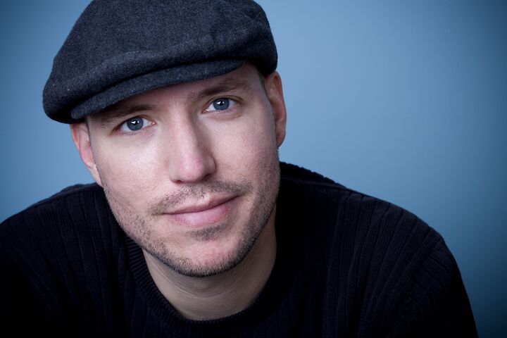 File:Brett Johnson -press 2.jpg