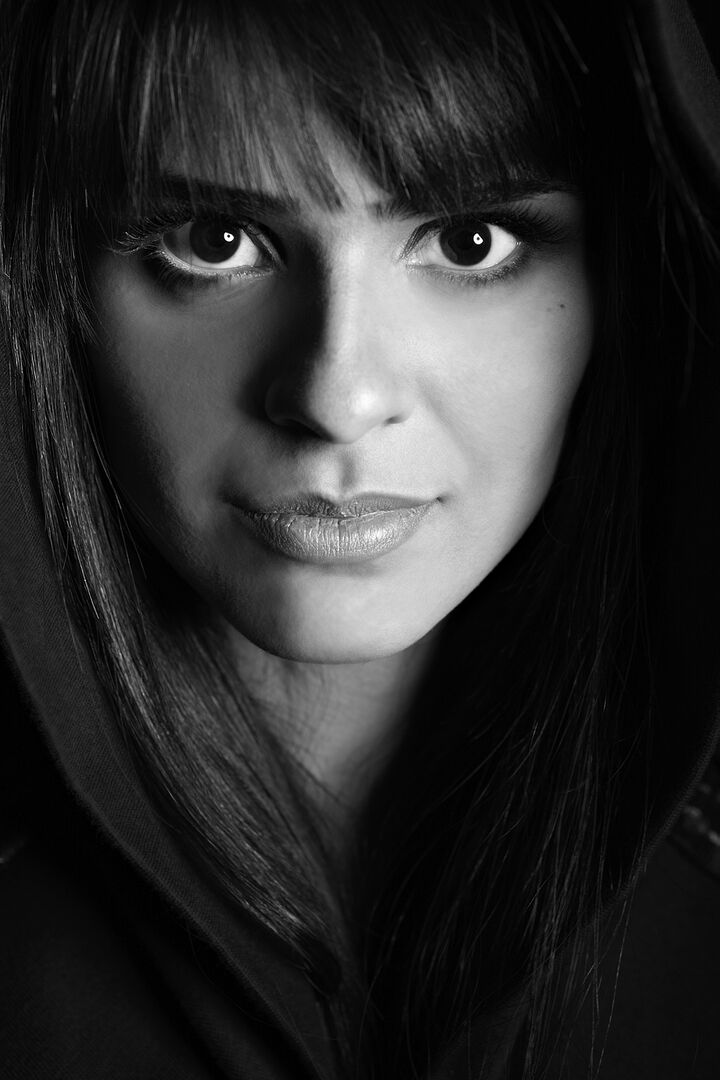 File:DJ Anna - press 5.jpg