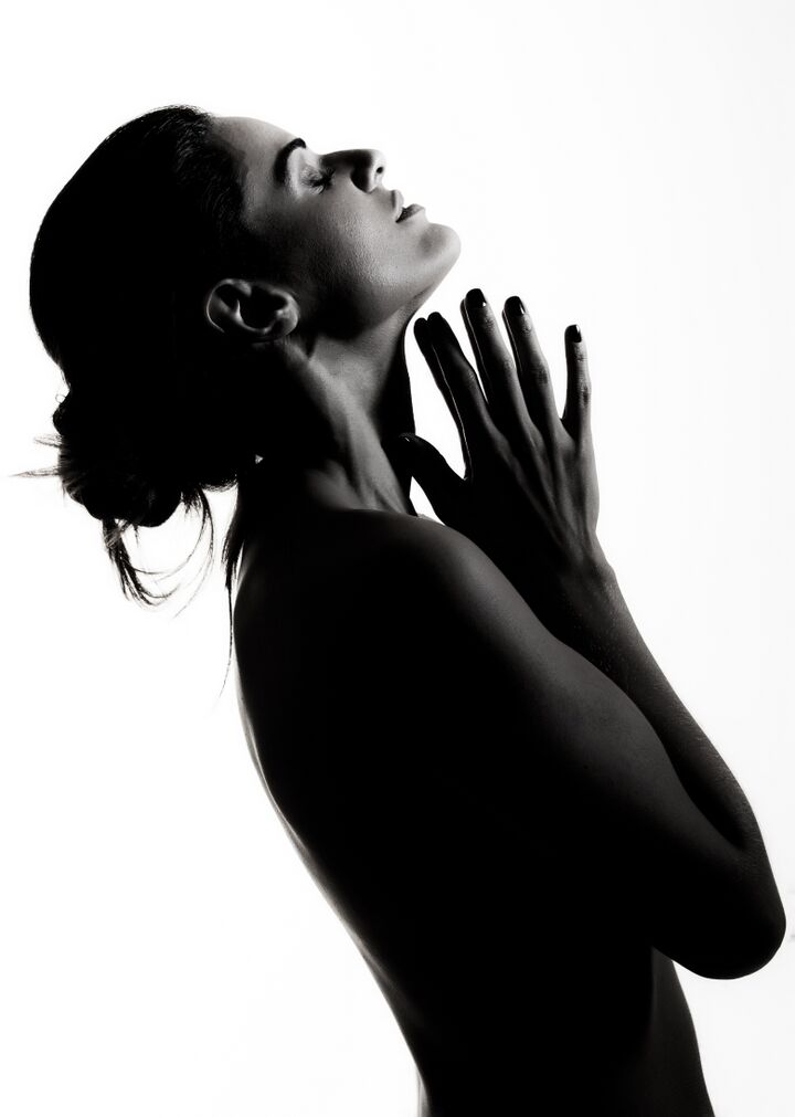 File:DJ Anna - press 6.jpg