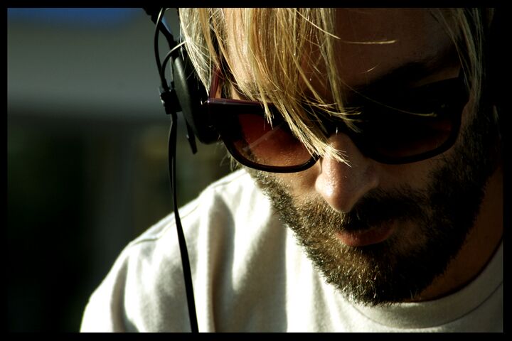 File:DJ Falcon - press 4.jpg