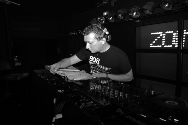 File:DJ Rocca - press.jpg