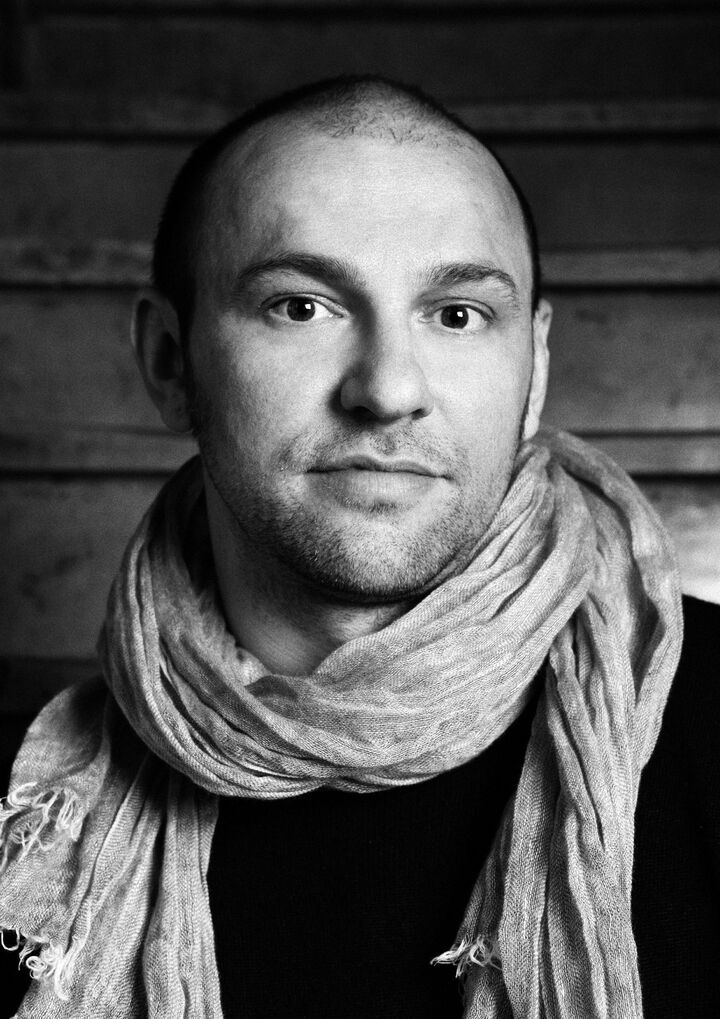 File:Henrik Schwarz - press 2.jpg