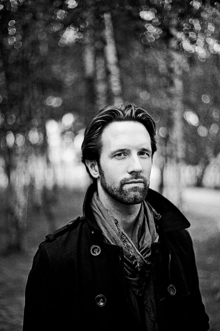 File:Ryan Crosson - press 2.jpg