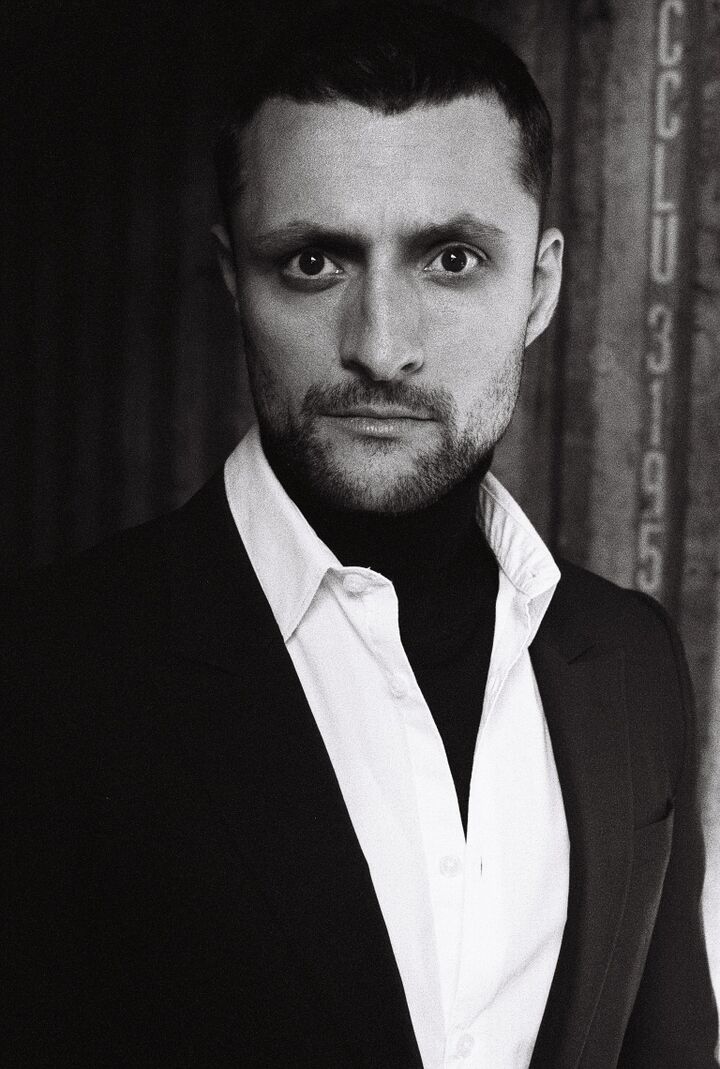 File:Ryan Elliott - press 2.jpg
